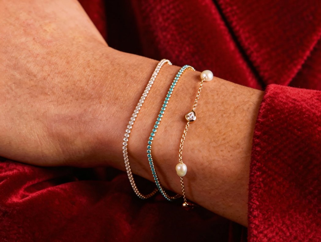 18k Gold Freshwater Pearl & Crystal Charm Bracelet