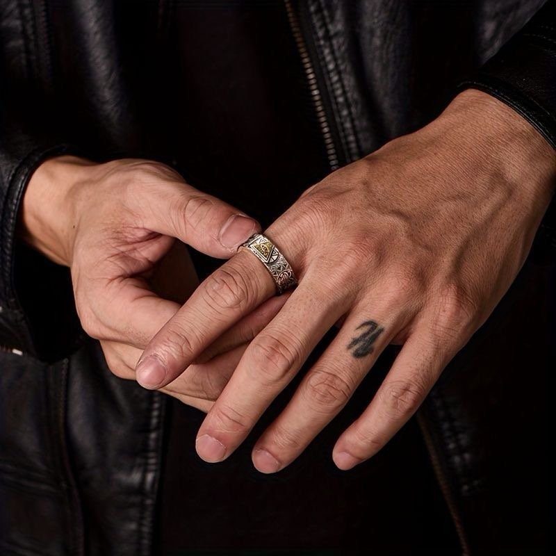 finger-model.jpg Man wearing All-Seeing Eye Protection Ring, 990 silver men’s ring, protection faith jewelry