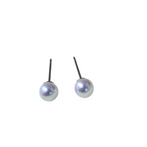 4mm white freshwater pearl stud earrings, small dainty style