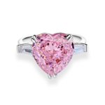 Dainty pink heart ring in S925 silver, featuring a heart-cut high carbon diamond.