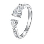 Lab grown toi et moi ring in 18K white gold with 0.5CT DE/VS pear-cut diamonds, front view