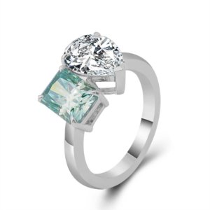 White gold toi et moi engagement ring with D/VVS moissanite two stone design