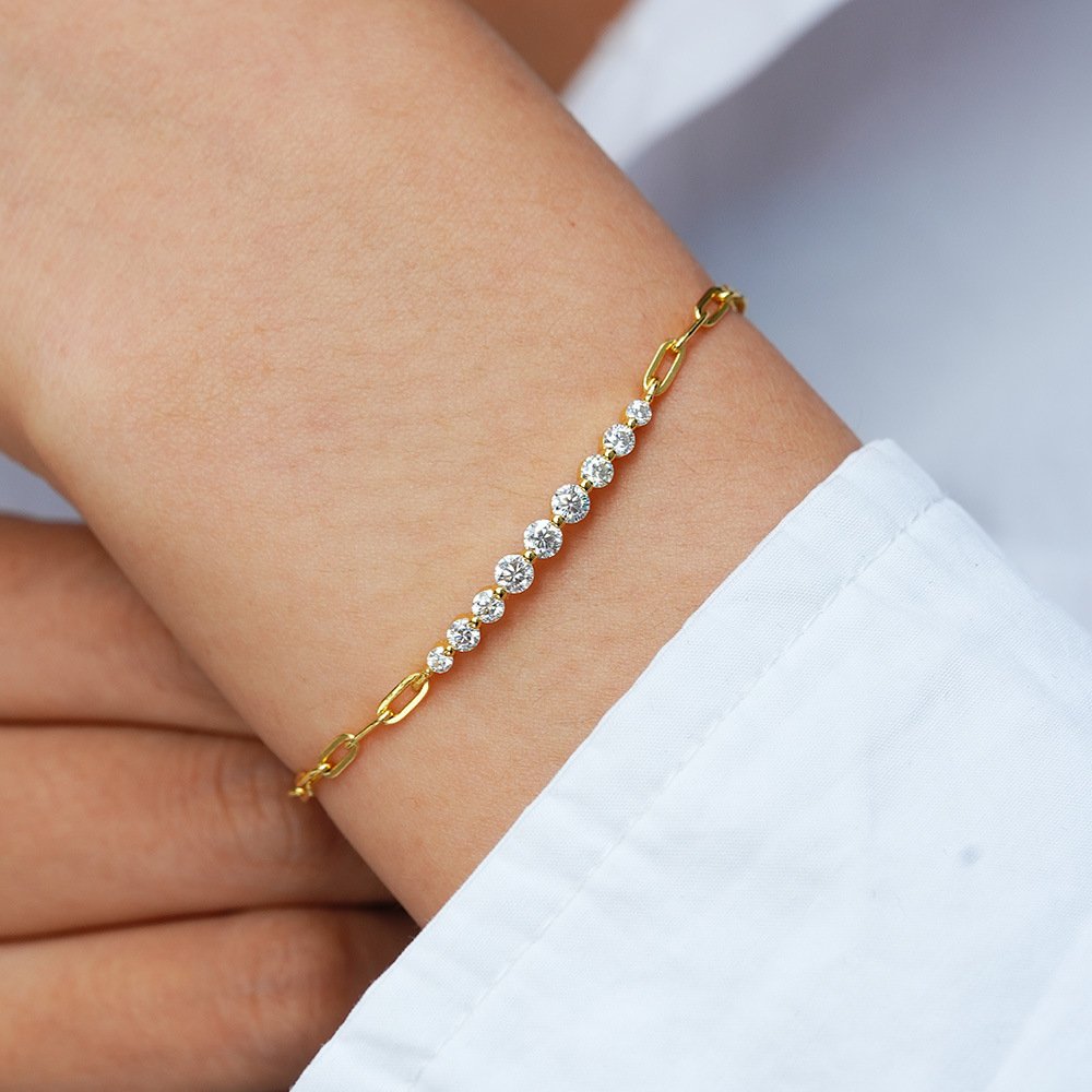 Hypoallergenic silver sister bracelet with moissanite for everyday casual wear