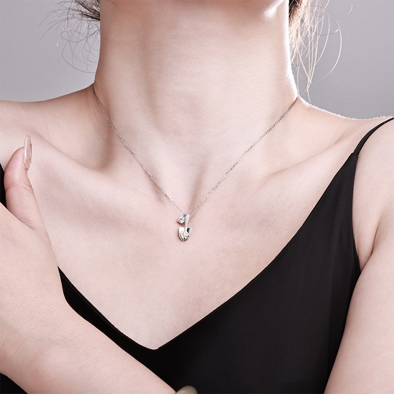 Silver tone 925 silver shovel necklace daily wear detail