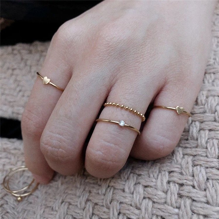 small solid heart ring, thin band for daily outfits