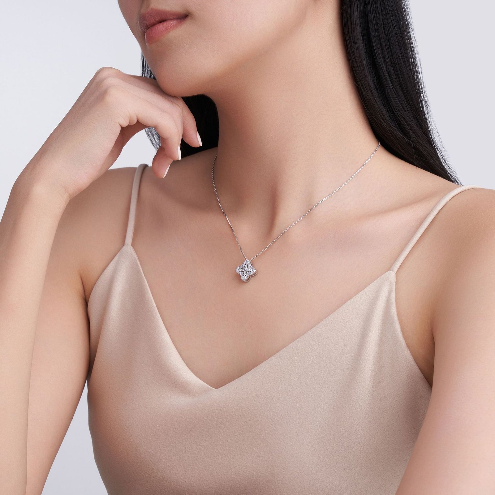 Elegant four-leaf clover moissanite necklace daily wear look, French style silver necklace