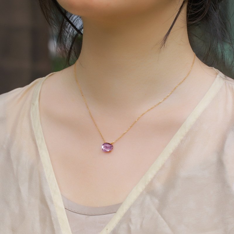 Minimalist gemstone necklace daily wear look, elegant gold necklace for women
