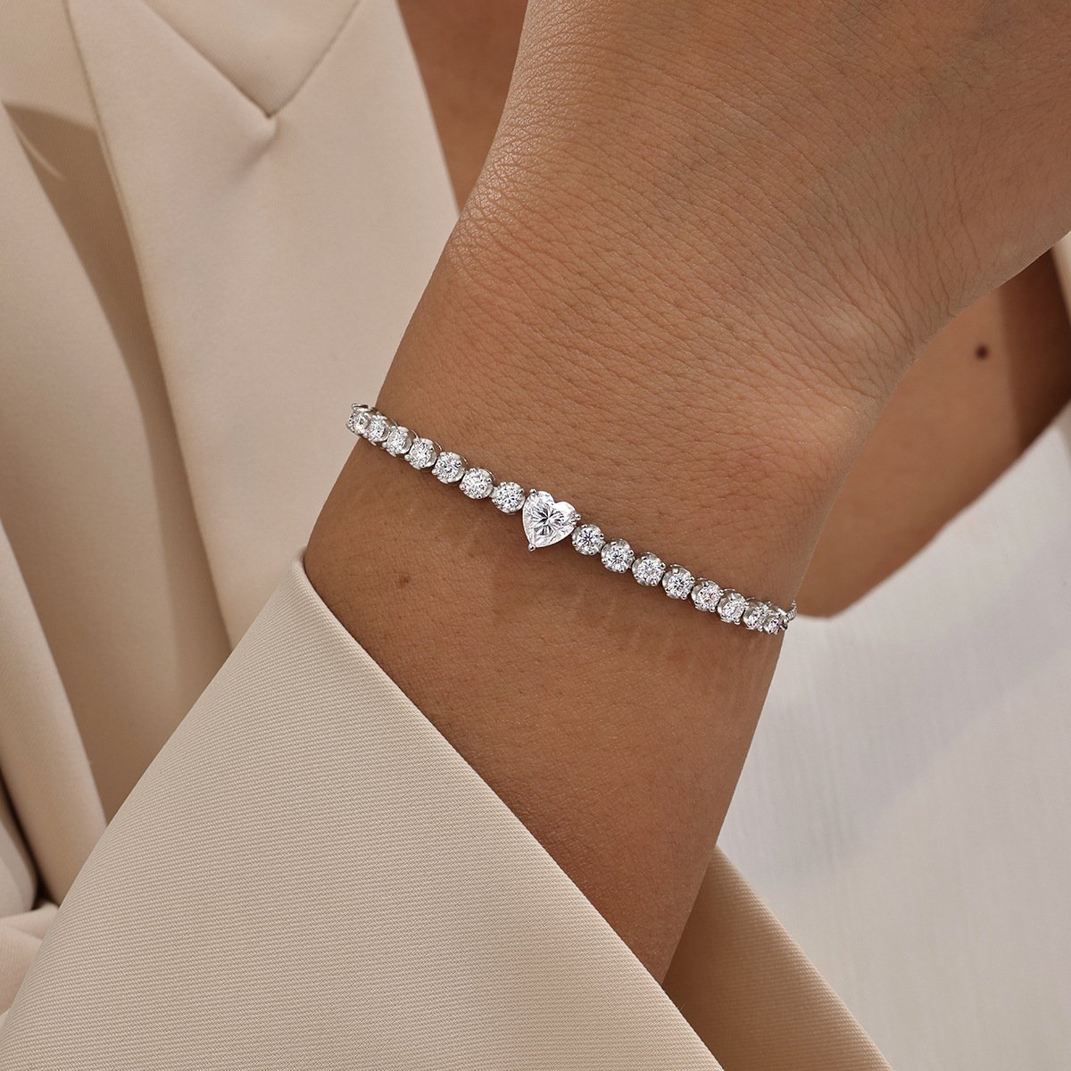 Elegant heart moissanite tennis bracelet for Valentine’s Day